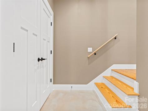 112 Alma Lane Asheville NC 28806