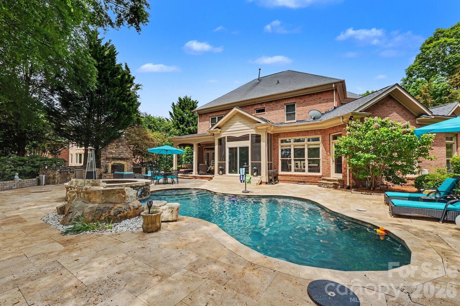 10615 Lederer Avenue Charlotte NC 28277