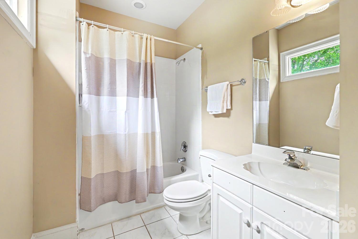 10615 Lederer Avenue Charlotte NC 28277