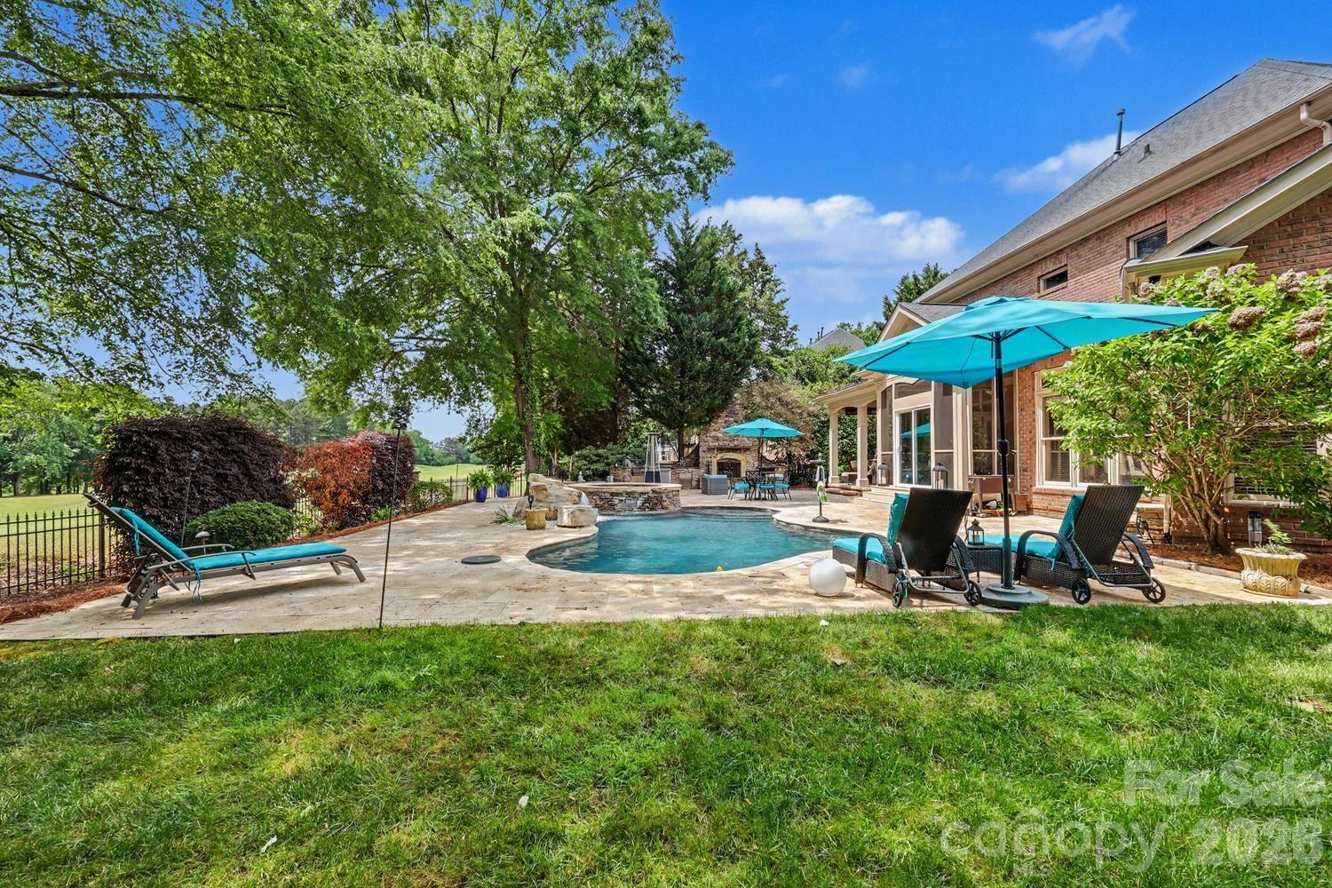 10615 Lederer Avenue Charlotte NC 28277