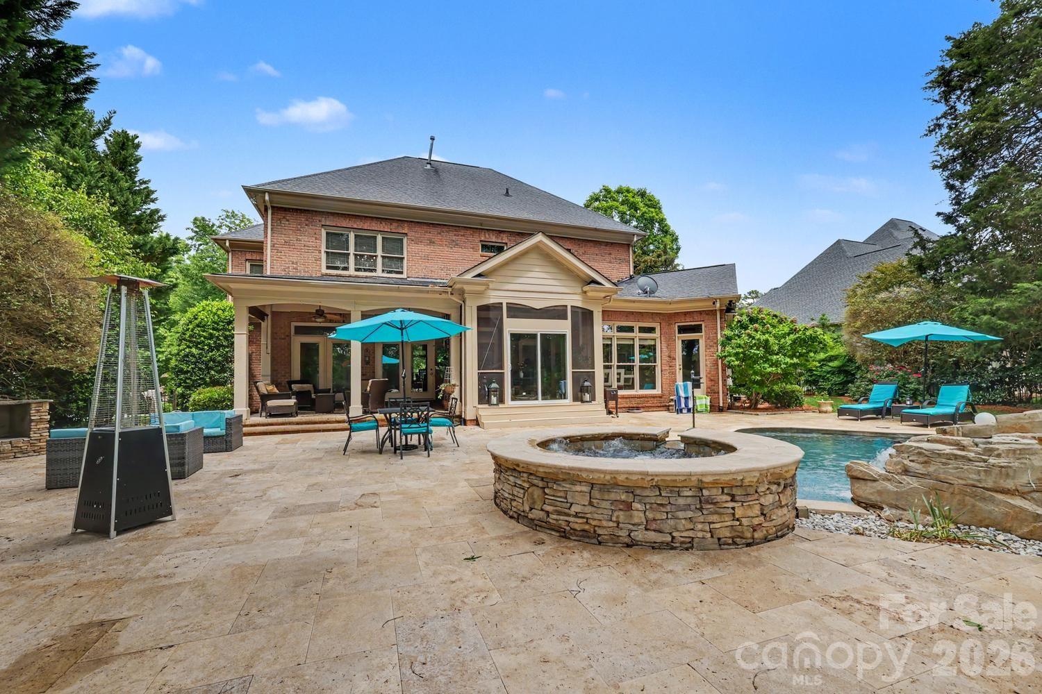 10615 Lederer Avenue Charlotte NC 28277