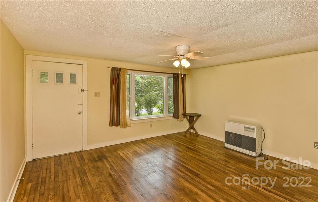 120 Beaverdam Loop Road Candler NC 28715