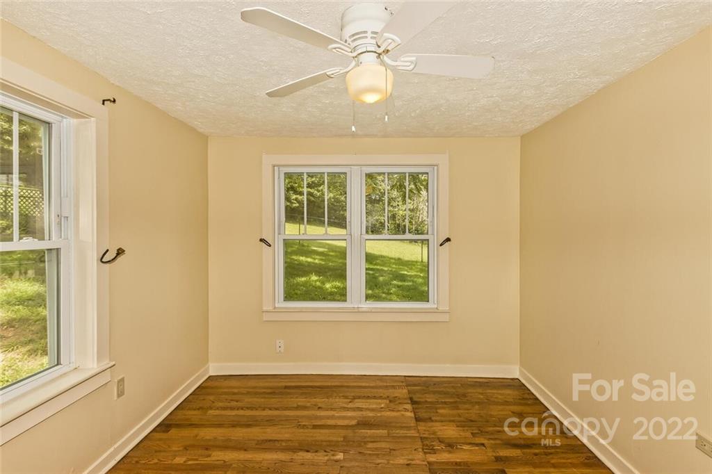 120 Beaverdam Loop Road Candler NC 28715