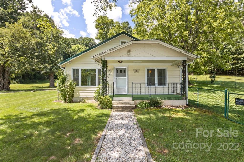 120 Beaverdam Loop Road Candler NC 28715