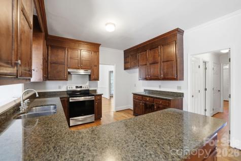 7000 Hollow Oak Drive Mint Hill NC 28227