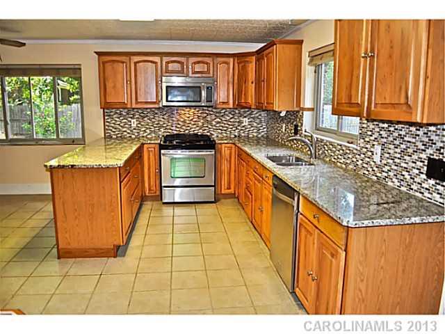 335 Heathwood Road Charlotte NC 28211