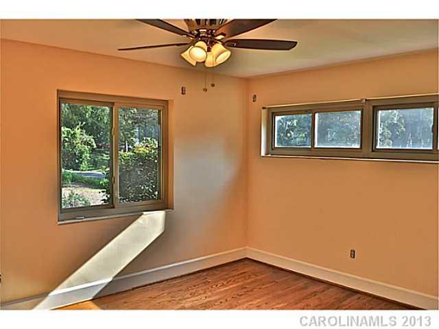 335 Heathwood Road Charlotte NC 28211