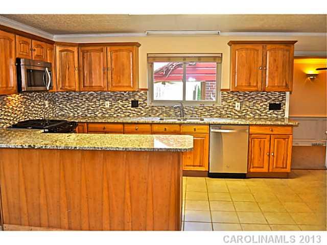335 Heathwood Road Charlotte NC 28211
