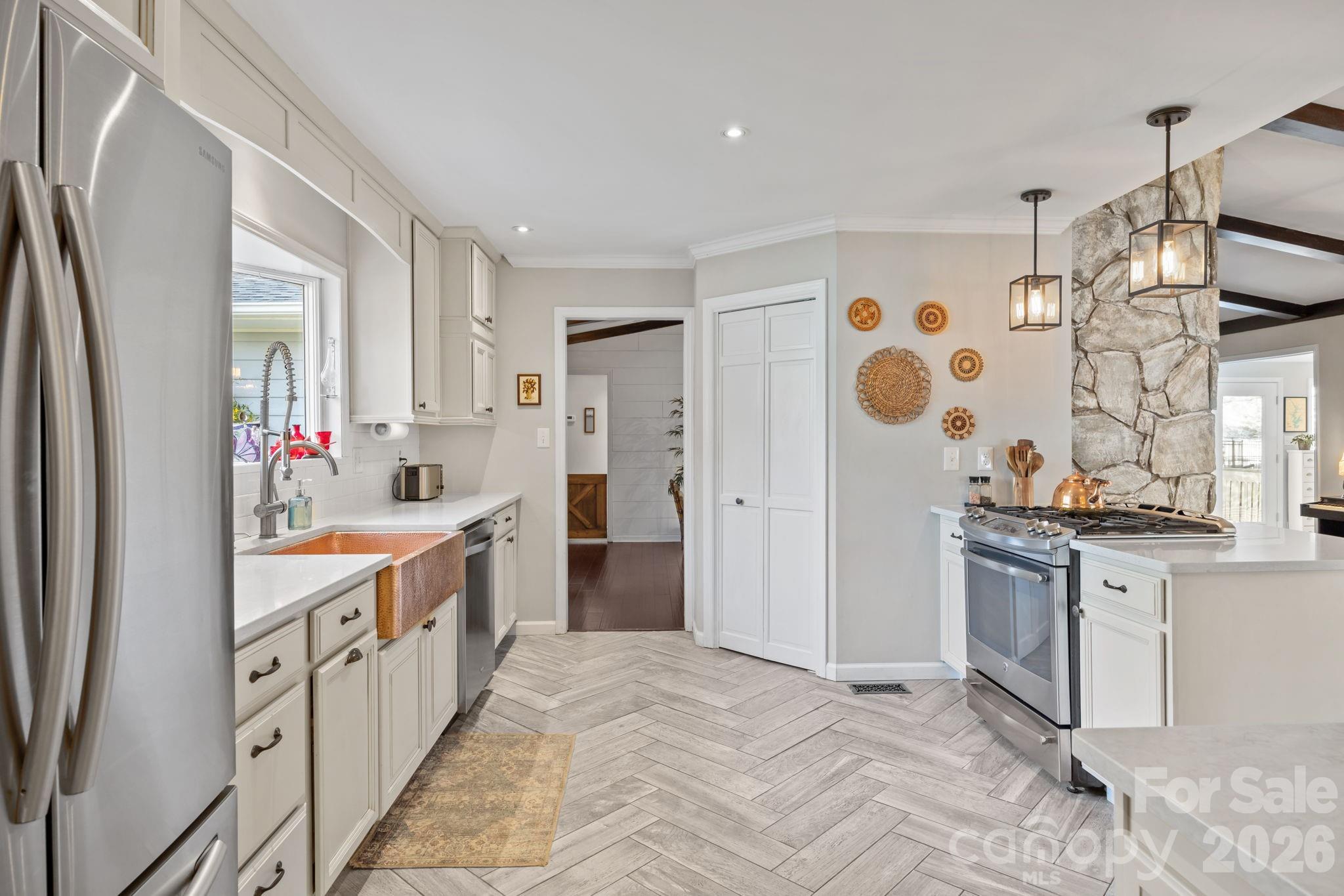 5218 Glenwood Street Sherrills Ford NC 28673