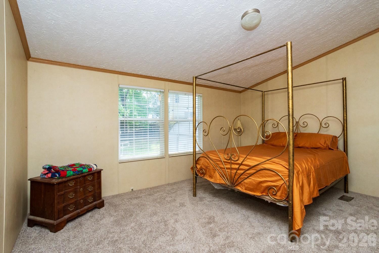 22 Hazelwood Road Asheville NC 28806
