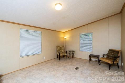 22 Hazelwood Road Asheville NC 28806