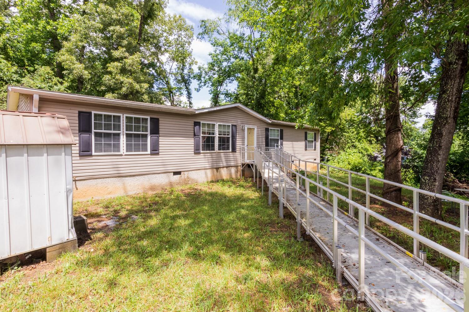 22 Hazelwood Road Asheville NC 28806