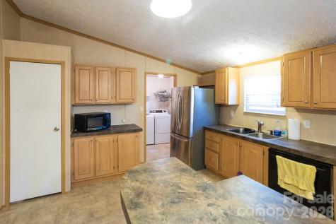 22 Hazelwood Road Asheville NC 28806