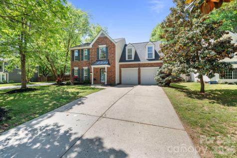 8015 Leisure Lane Huntersville NC 28078