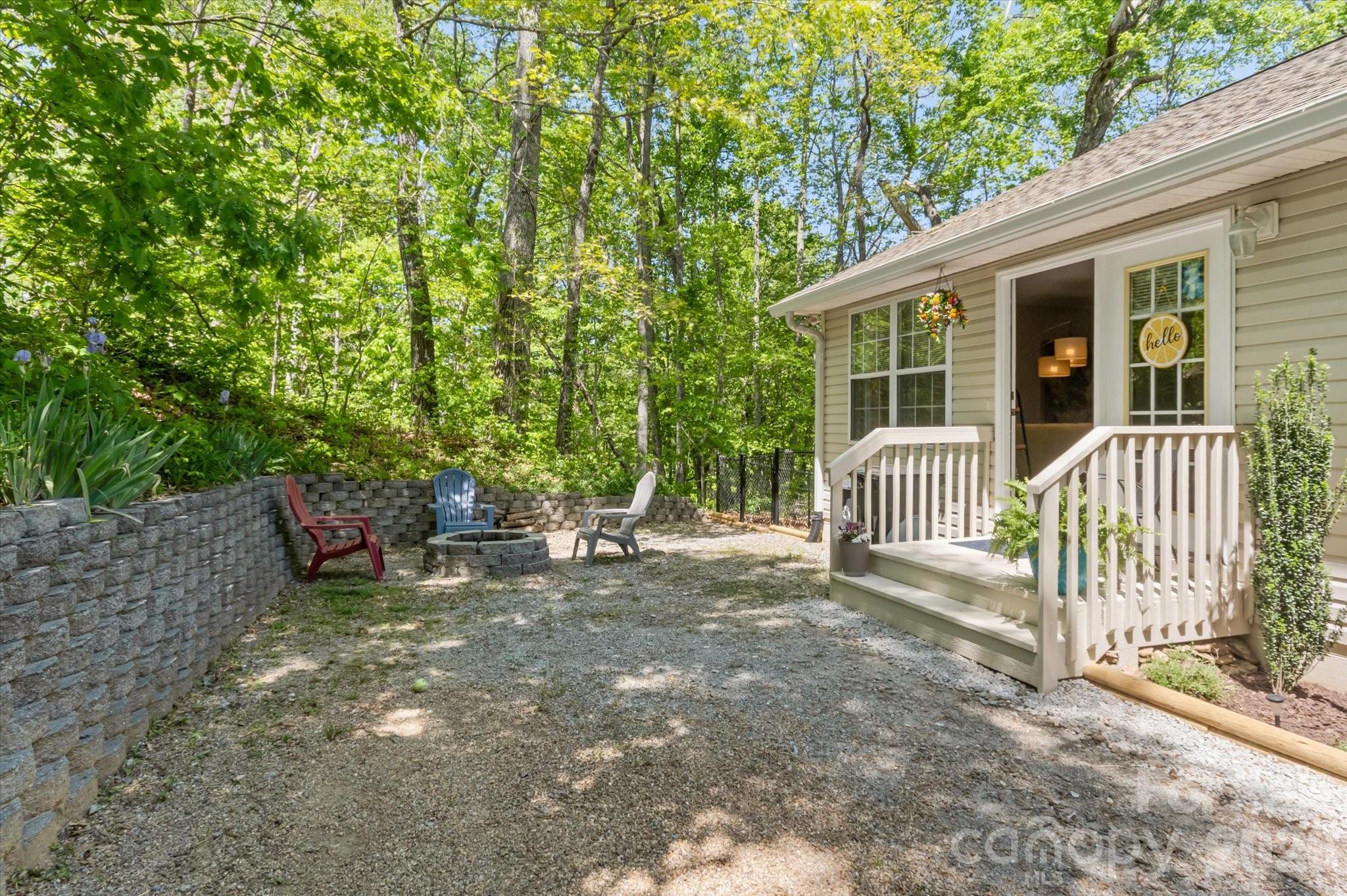 12 Hutchinson Woods Fletcher NC 28732