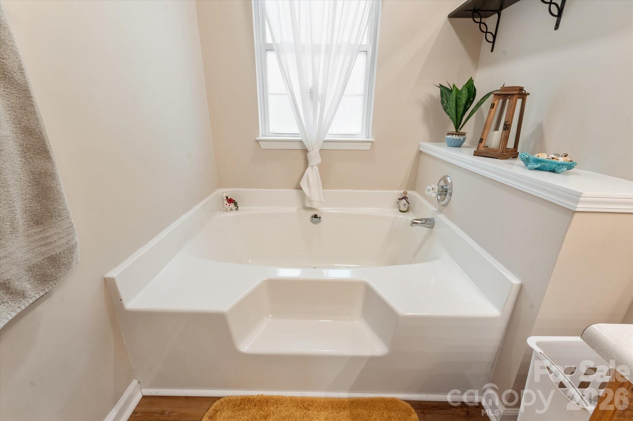 12 Hutchinson Woods Fletcher NC 28732