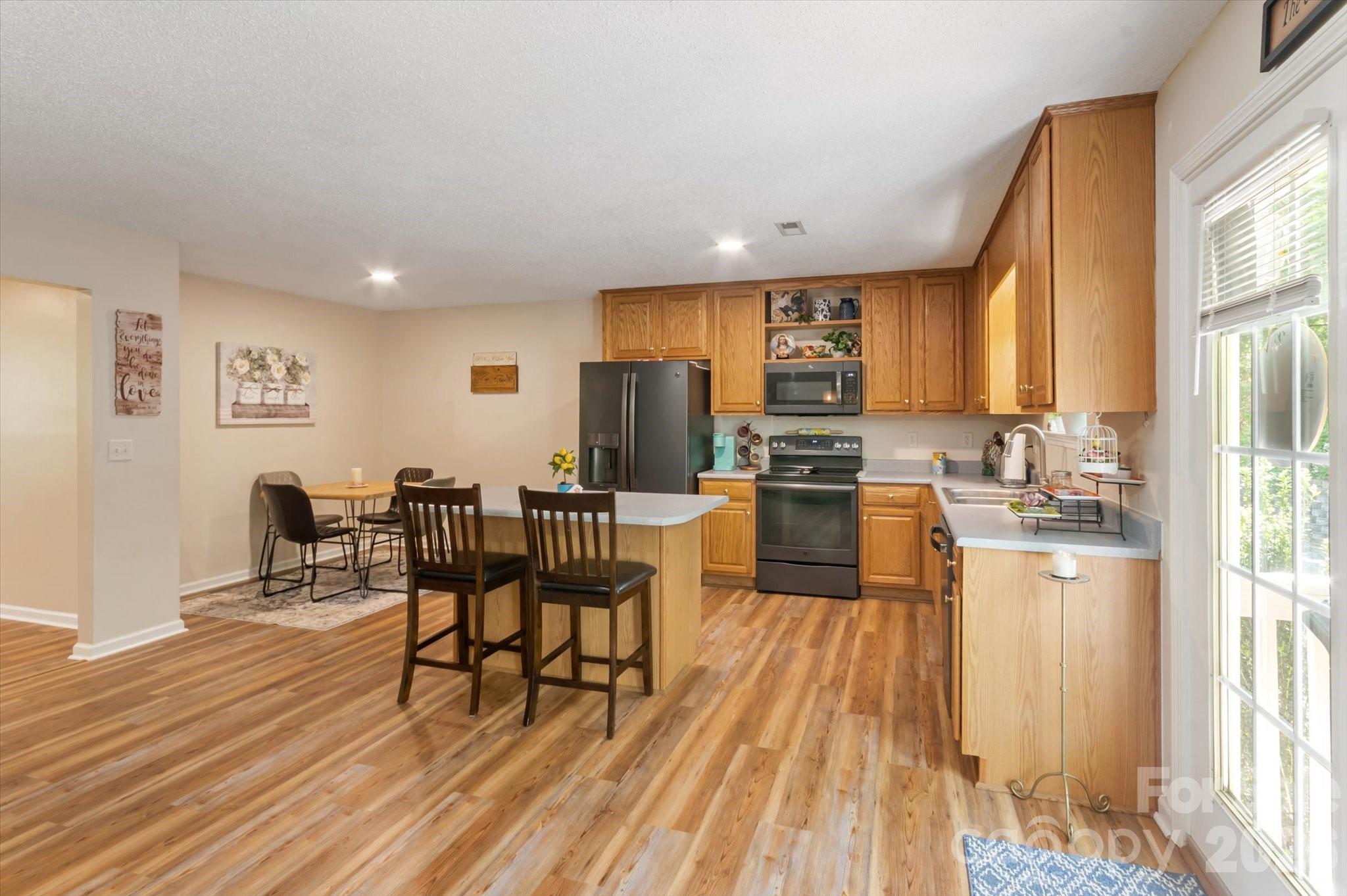 12 Hutchinson Woods Fletcher NC 28732