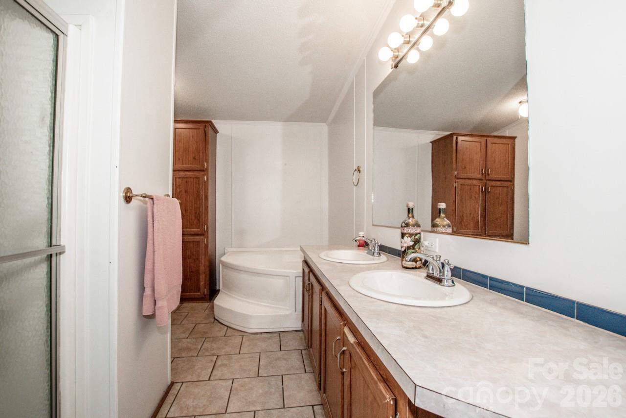 525 Mountain Meadows Drive Bessemer City NC 28016