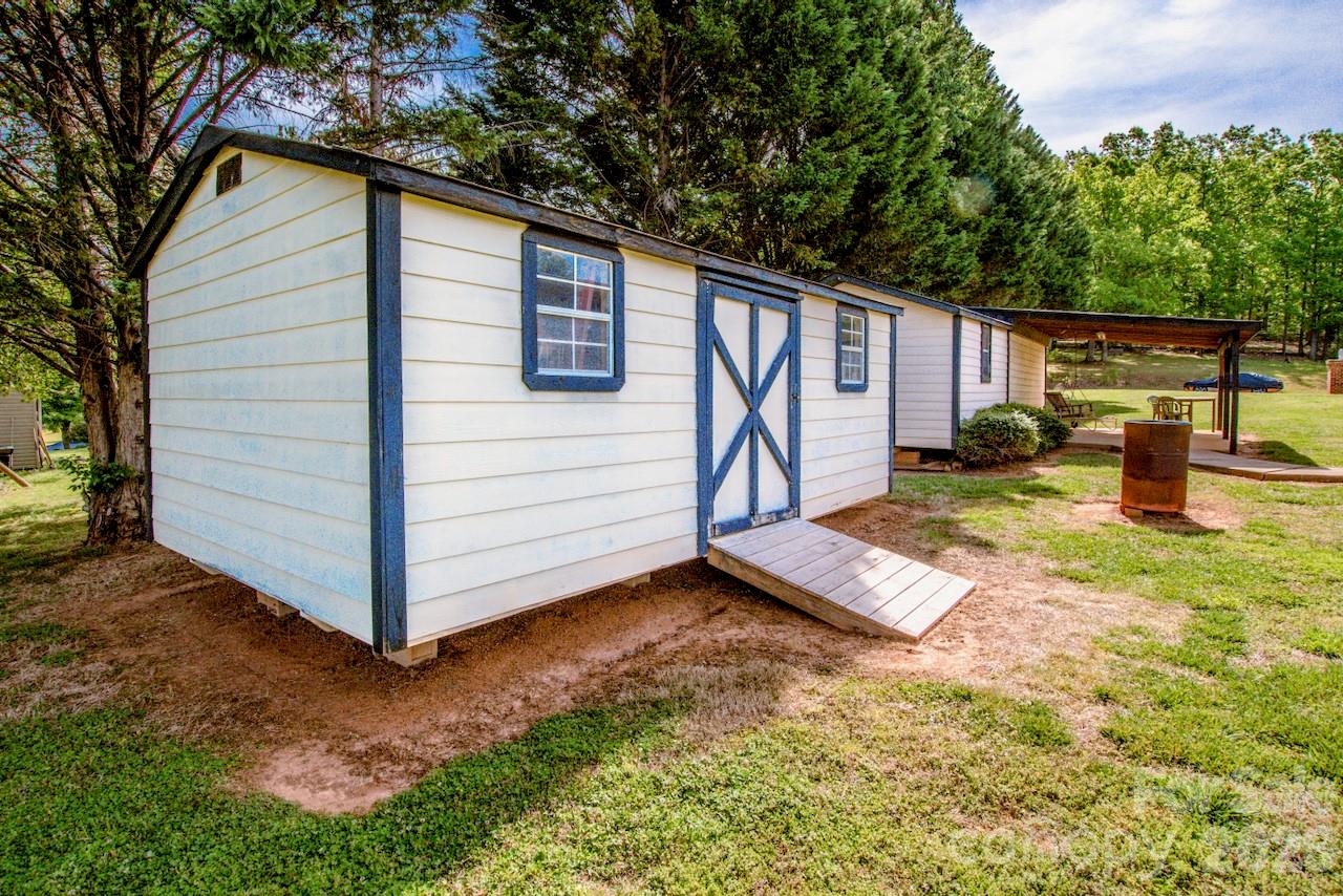 525 Mountain Meadows Drive Bessemer City NC 28016
