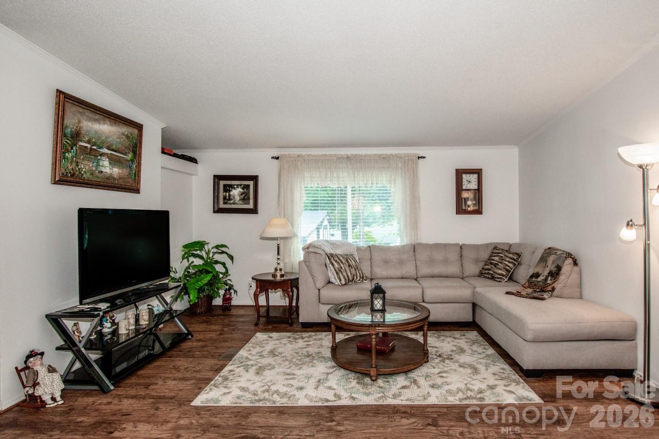 525 Mountain Meadows Drive Bessemer City NC 28016