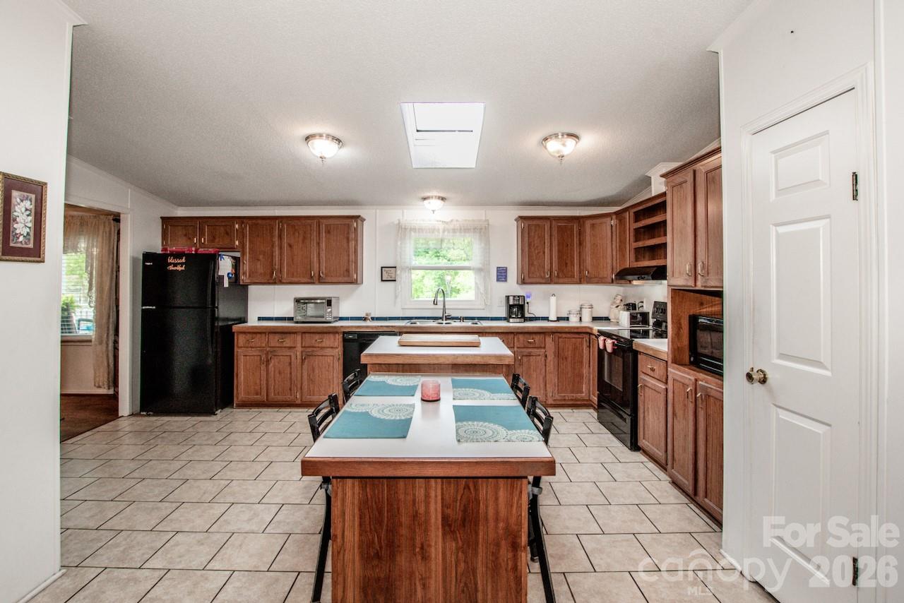 525 Mountain Meadows Drive Bessemer City NC 28016