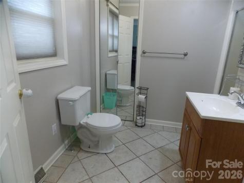 4268 Hartland Road Lenoir NC 28645