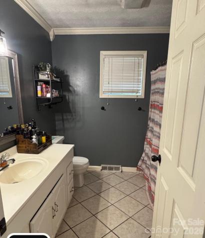 4268 Hartland Road Lenoir NC 28645