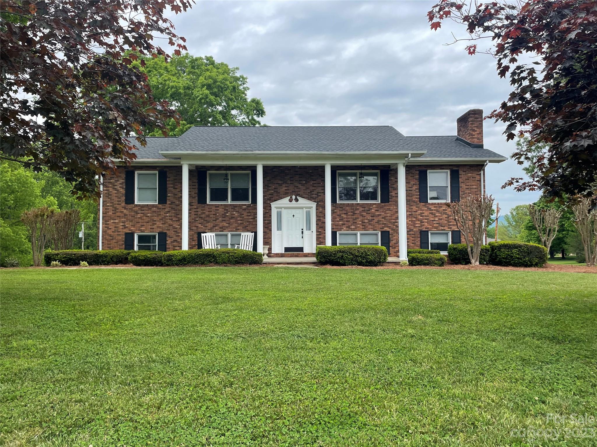 827 River Hills Court Taylorsville NC 28681