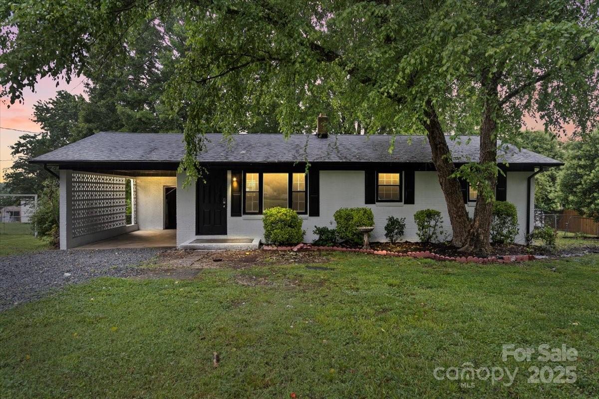 818 Stowe Lane Gastonia NC 28056