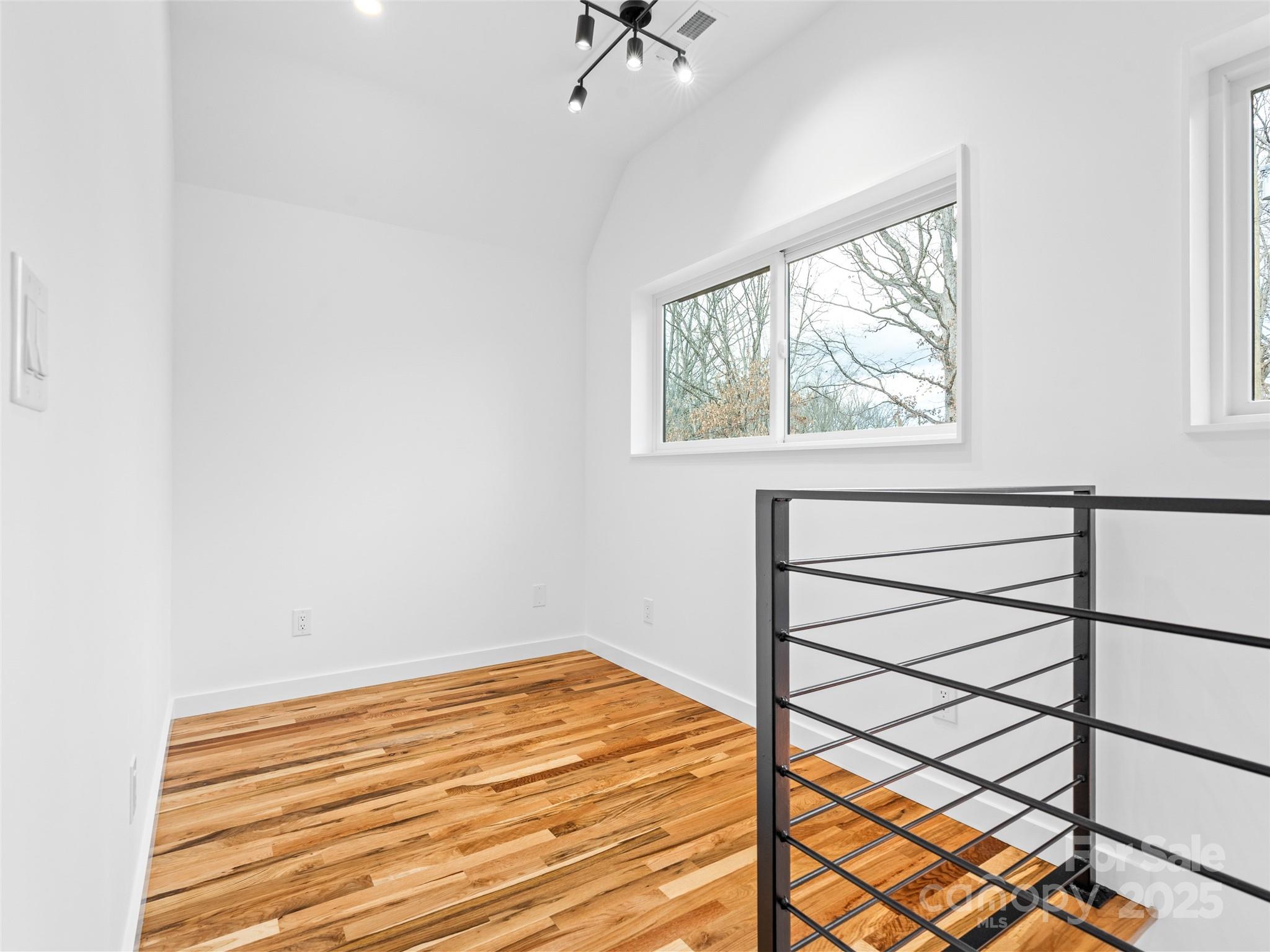 173 Houston Place Asheville NC 28801