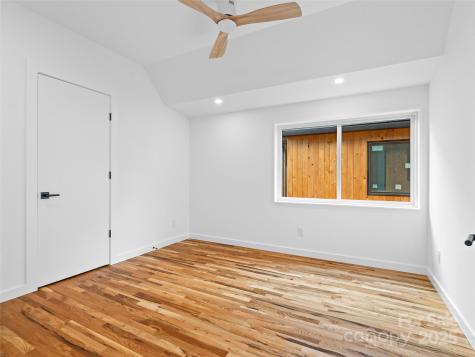 173 Houston Place Asheville NC 28801