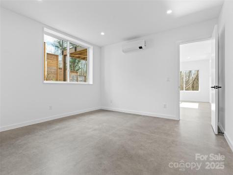 173 Houston Place Asheville NC 28801