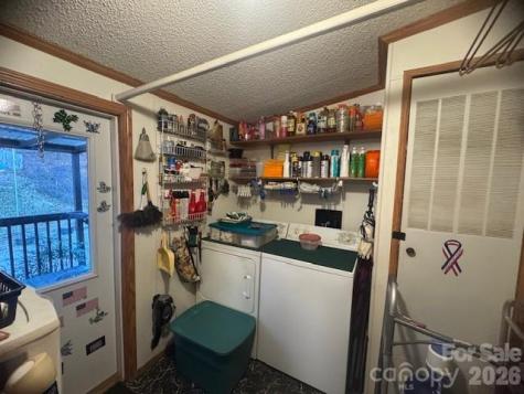 1372 Lickskillet Road Burnsville NC 28714