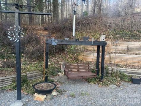 1372 Lickskillet Road Burnsville NC 28714