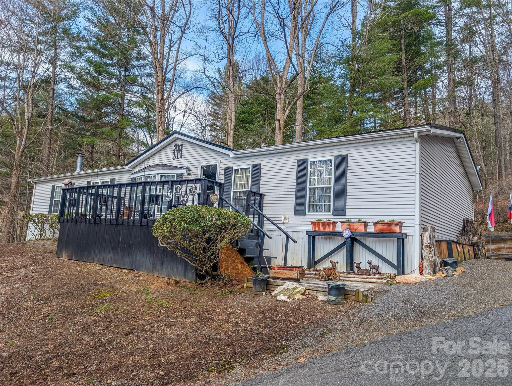 1372 Lickskillet Road Burnsville NC 28714