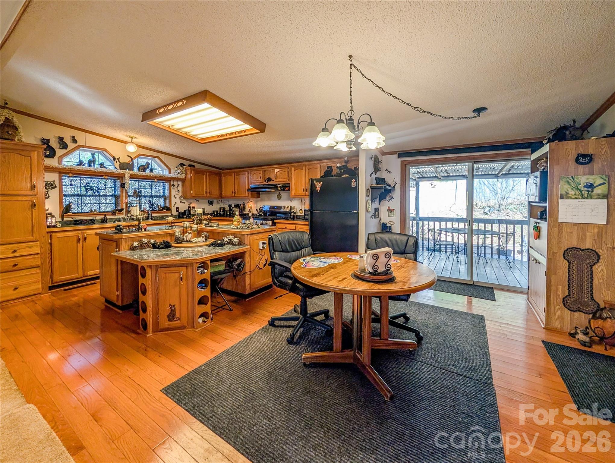 1372 Lickskillet Road Burnsville NC 28714