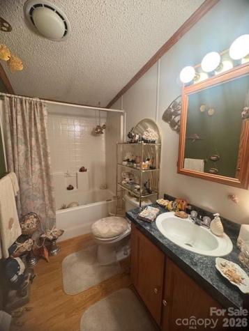 1372 Lickskillet Road Burnsville NC 28714