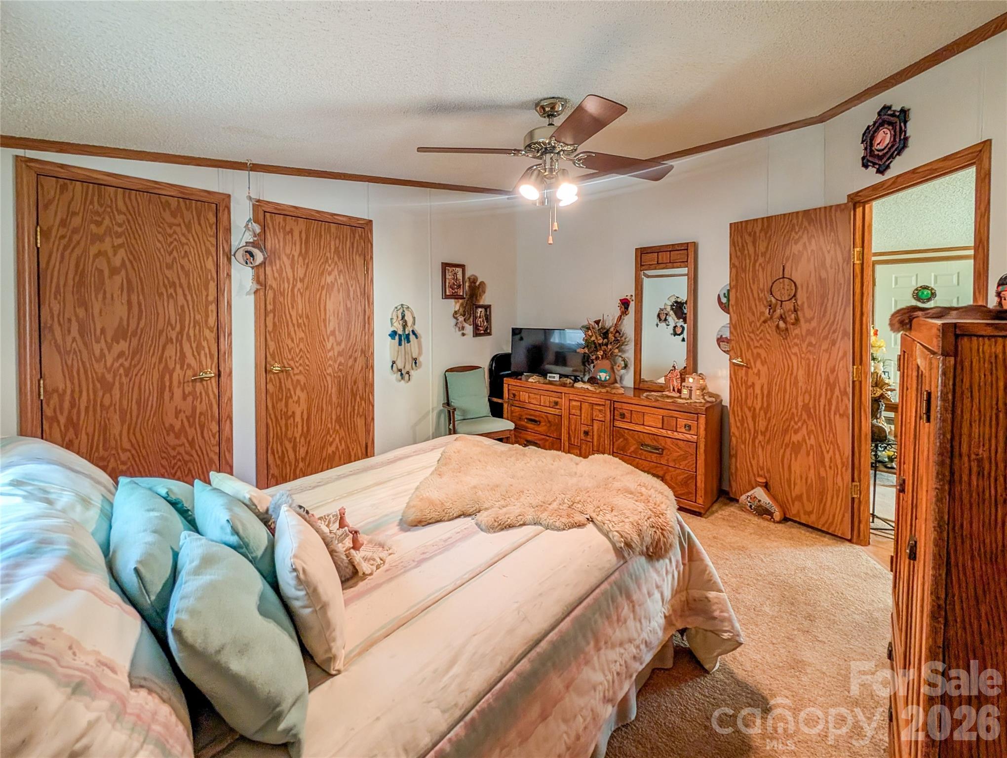 1372 Lickskillet Road Burnsville NC 28714