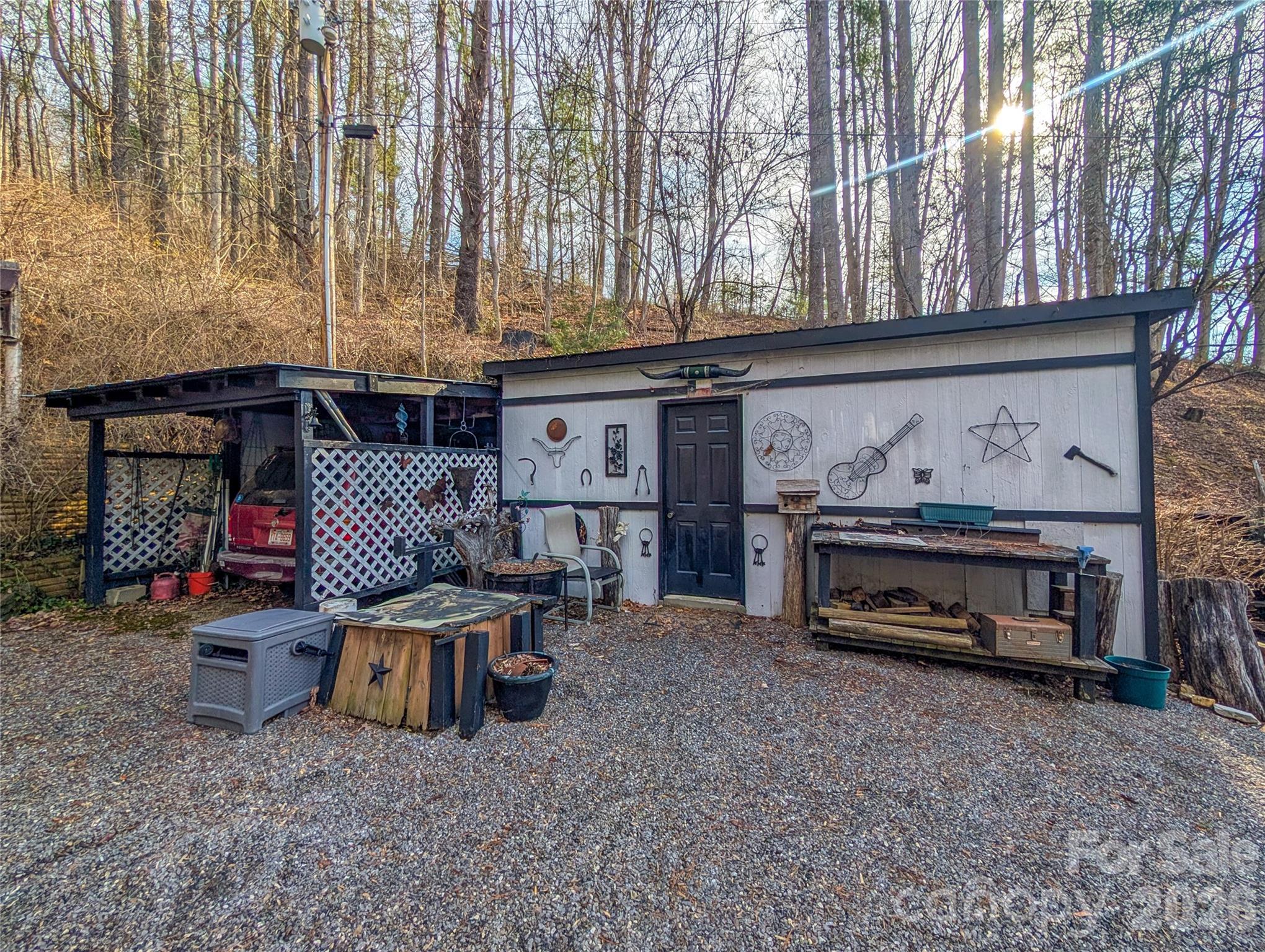 1372 Lickskillet Road Burnsville NC 28714