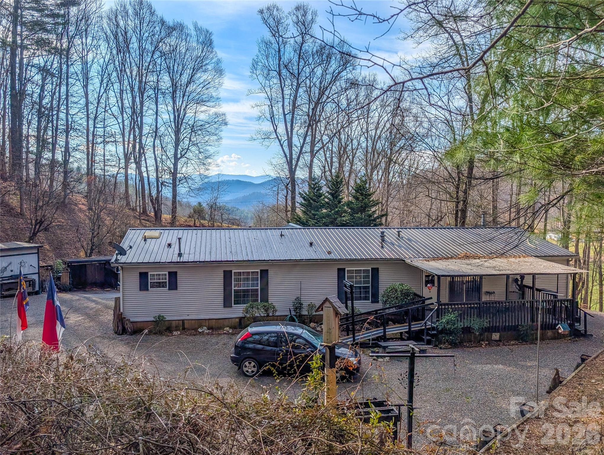 1372 Lickskillet Road Burnsville NC 28714