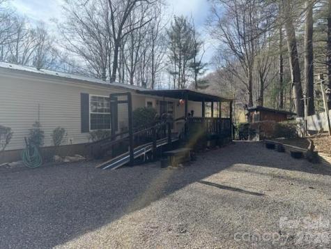 1372 Lickskillet Road Burnsville NC 28714