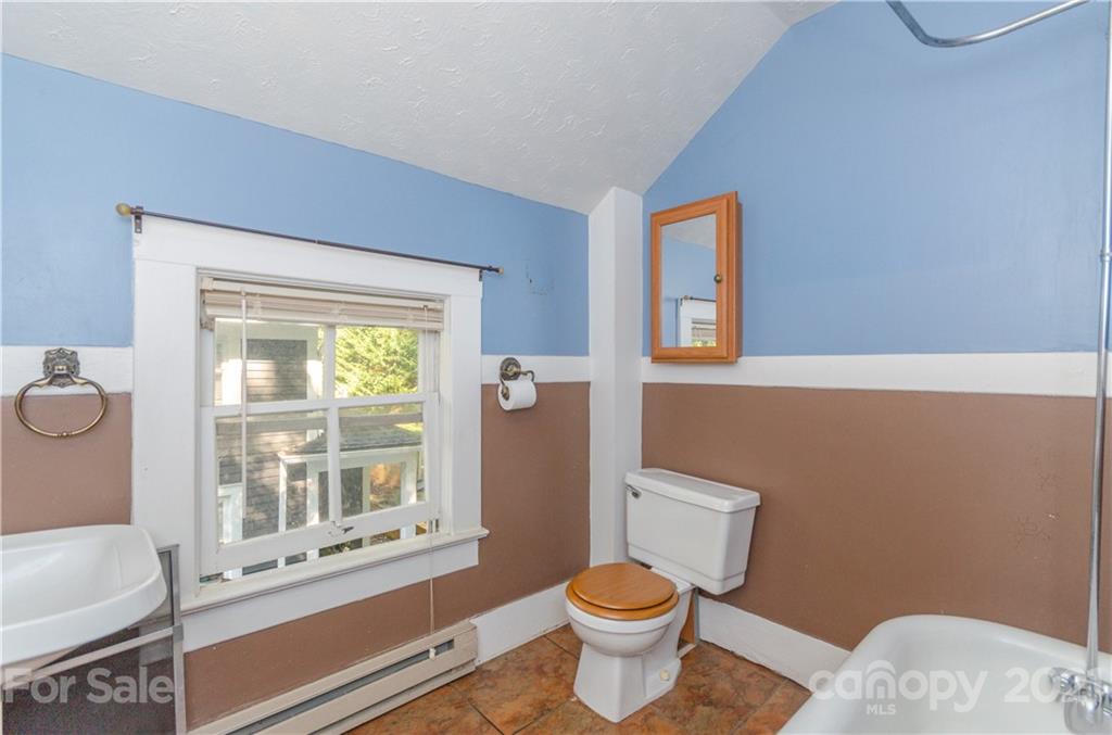 83 Arlington Street Asheville NC 28801