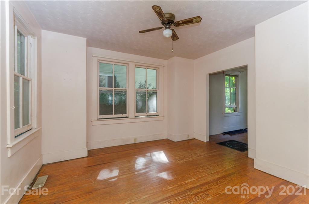 83 Arlington Street Asheville NC 28801