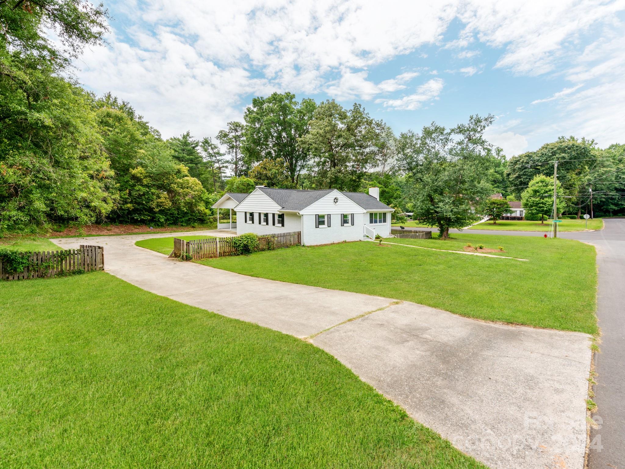 1114 Athenian Drive Gastonia NC 28052
