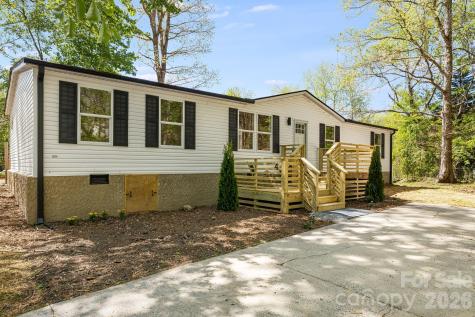 4 Woodscape Drive Mills River NC 28759