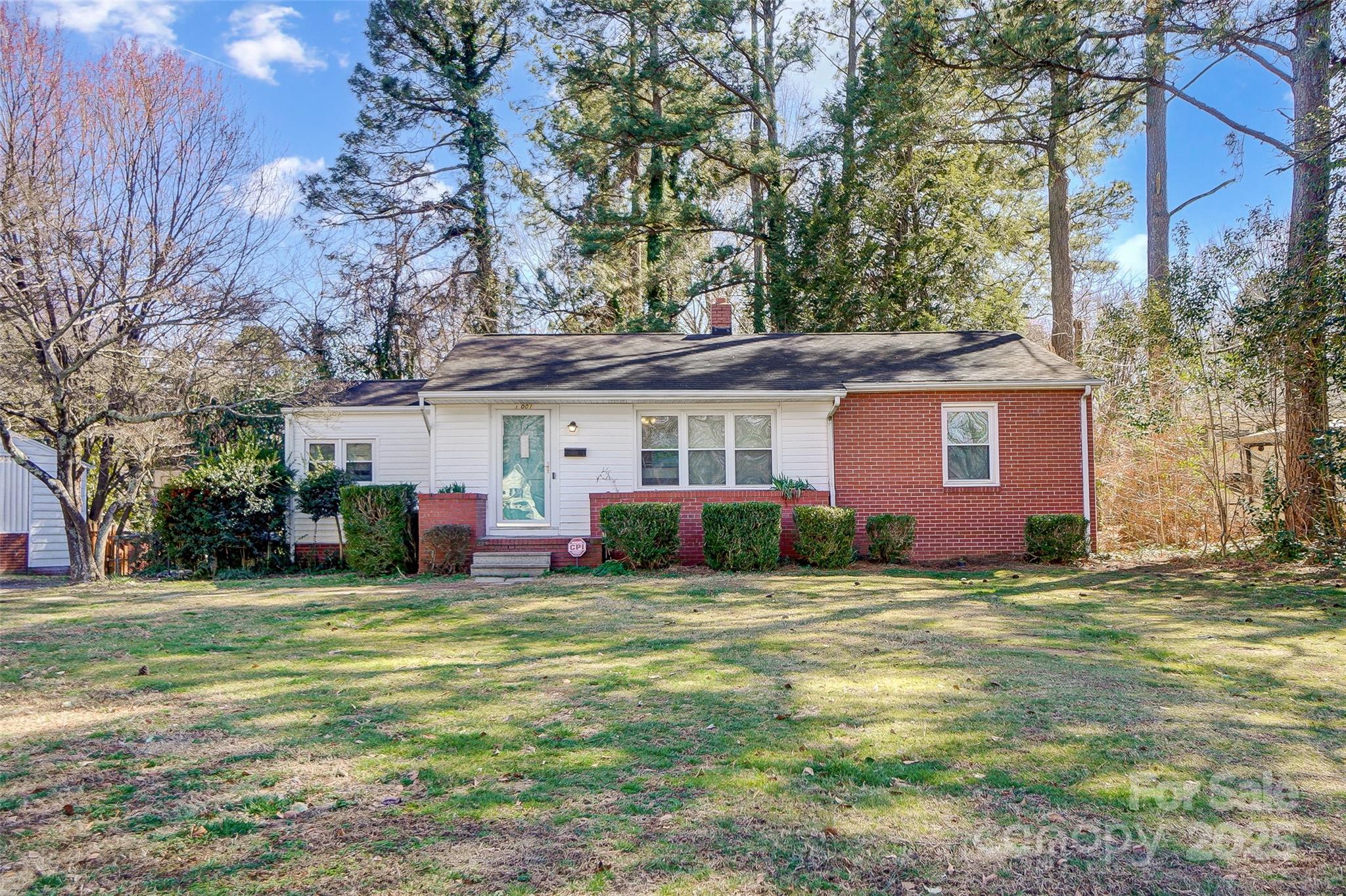 1001 E 8th Avenue Gastonia NC 28054