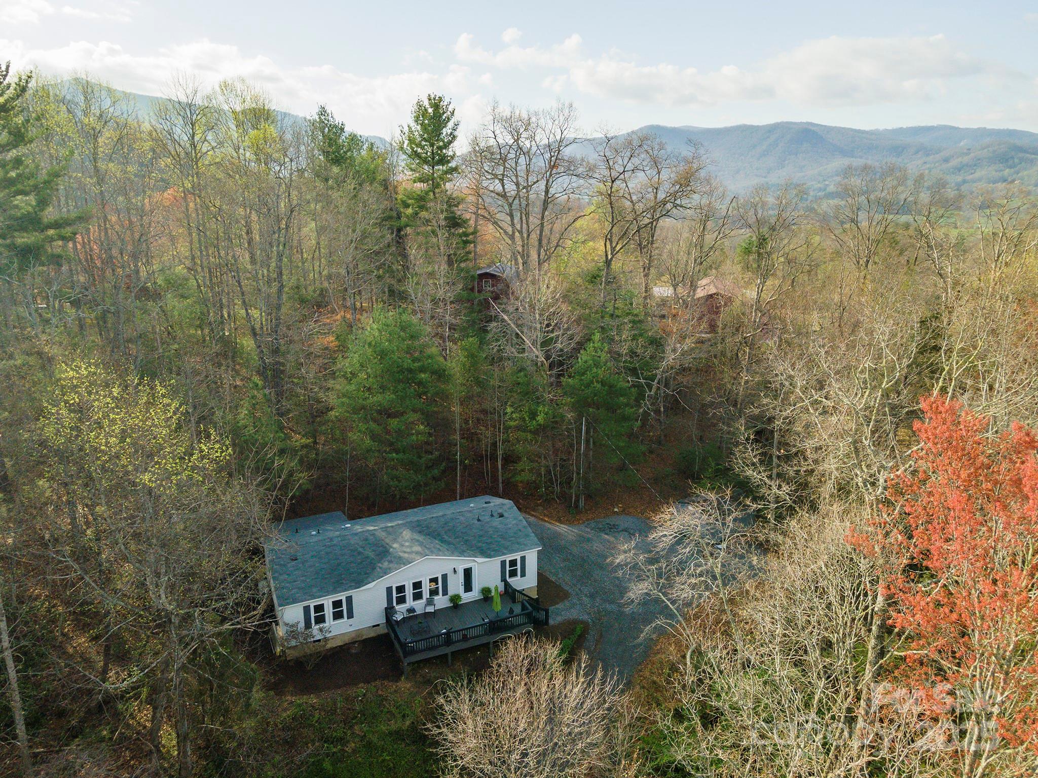 55 Whitaker Circle Fairview NC 28730