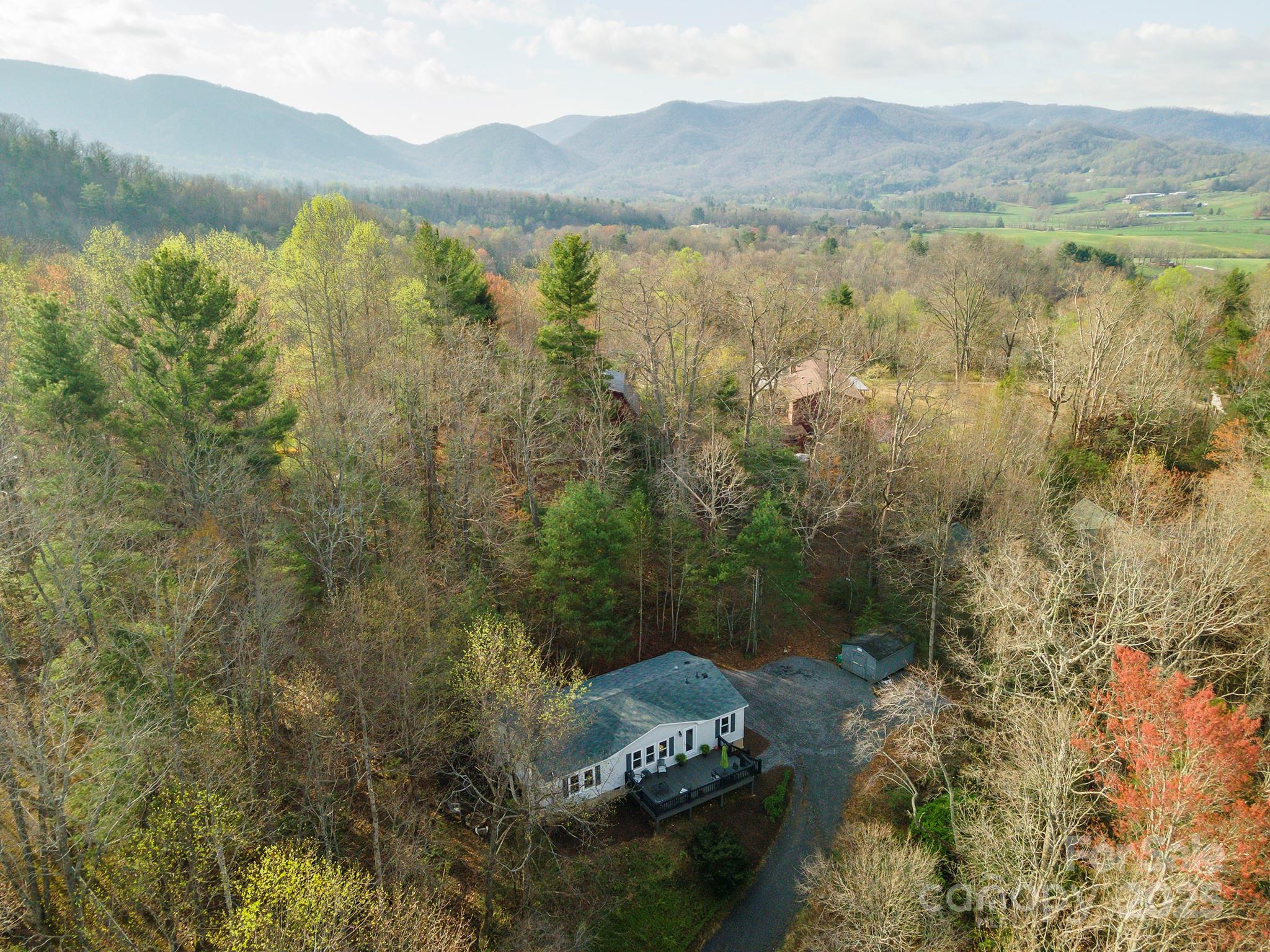 55 Whitaker Circle Fairview NC 28730