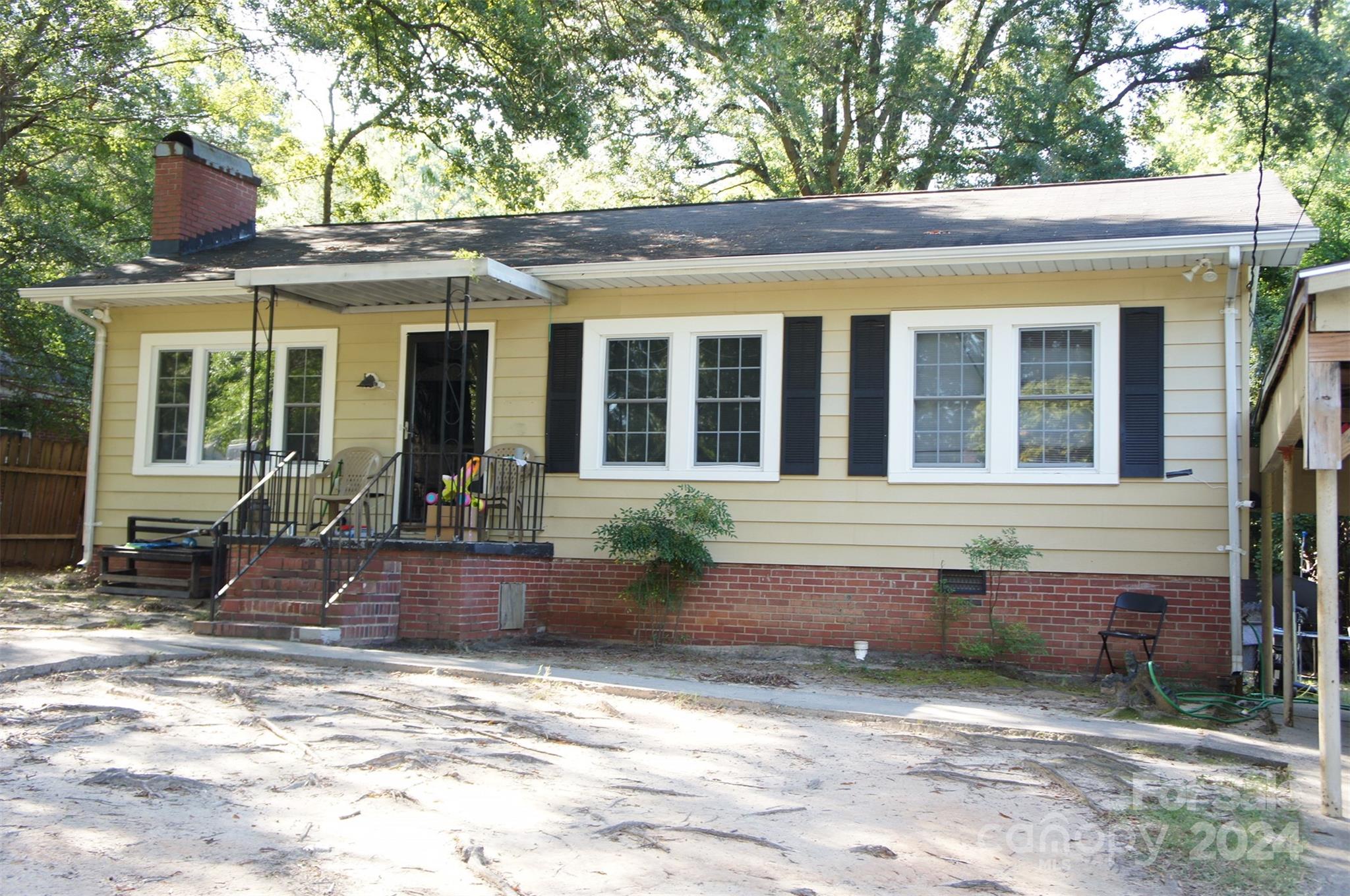 1041 W Mauney Avenue Gastonia NC 28052