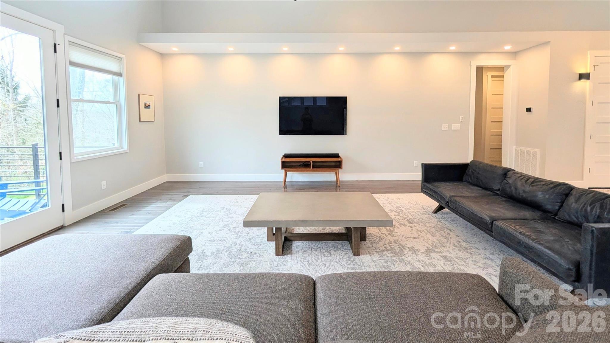 206 Flathouse Drive Asheville NC 28804
